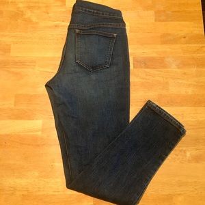 Old Navy Skinny Jeans in Size 4 Short